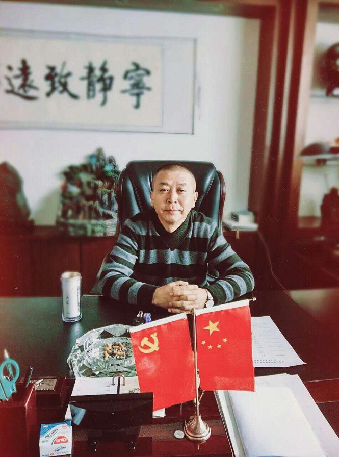 宁铁保安公司杨文山总经理携全体员工给全省人民拜年了